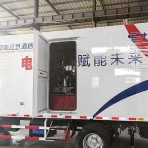 应急电源车