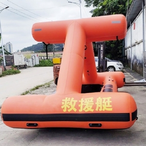 自扶正救援艇