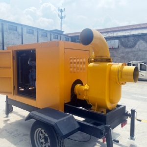 200方6寸移动泵车