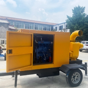 200方6寸移动泵车