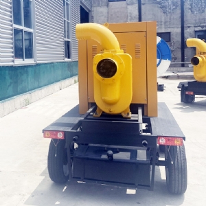 200方6寸移动泵车